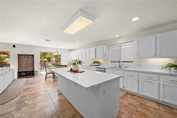 $1,050,000 | 444 Appleby Street, Corona, CA 92881