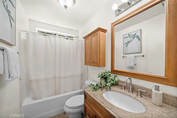 $1,050,000 | 444 Appleby Street, Corona, CA 92881