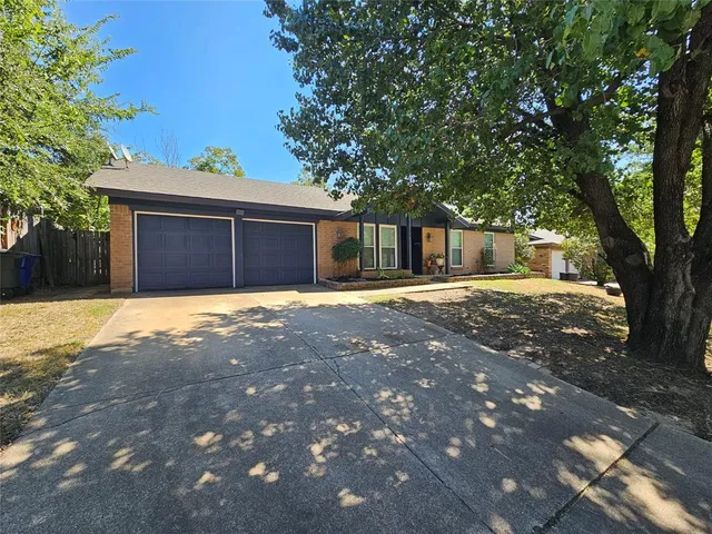 $2,145 | 609 Canyon Ridge Drive, Euless, TX 76040