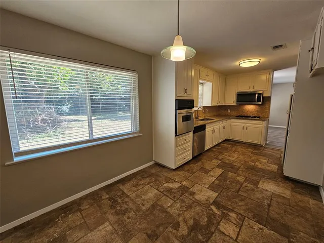 $2,145 | 609 Canyon Ridge Drive, Euless, TX 76040