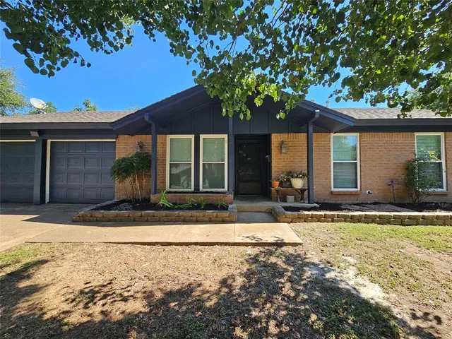 $2,145 | 609 Canyon Ridge Drive, Euless, TX 76040