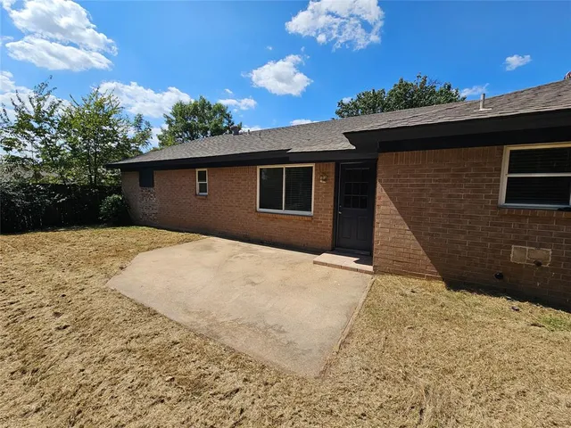 $2,145 | 609 Canyon Ridge Drive, Euless, TX 76040