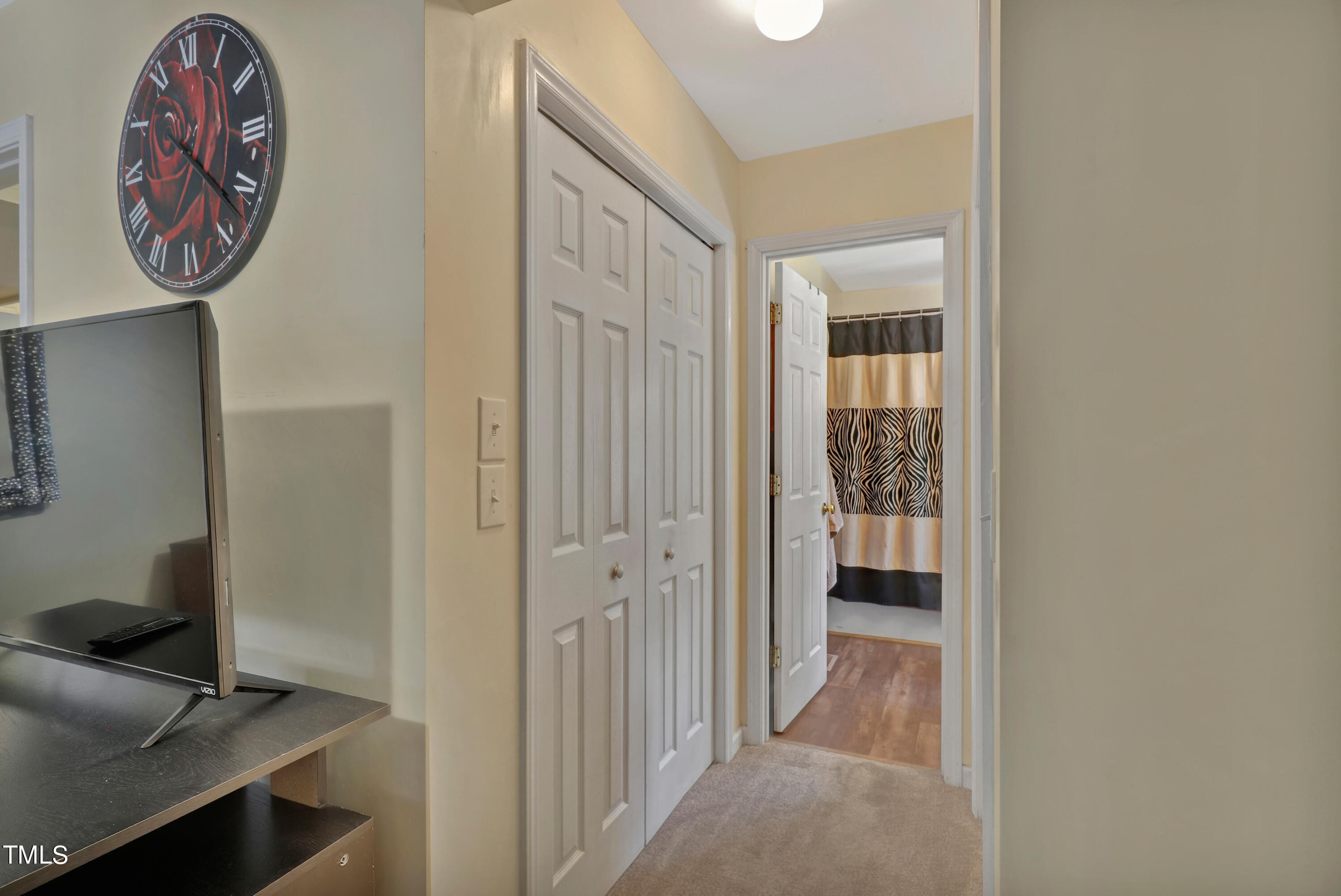 603 East Martin Street Raleigh, NC 27601 - Photo 14 of 25 a view of a hallway with elevator