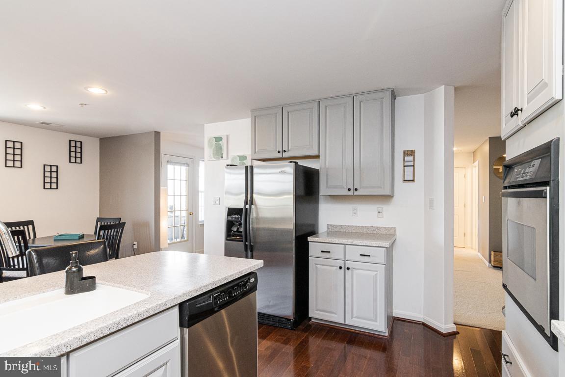 4800 Coyle Road, Unit 506 Owings Mills, MD 21117 - Photo 14 of 24 Gourmet Kitchen