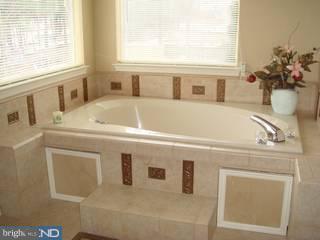 17 Chestertown Road Sicklerville, NJ 08081 - Photo 5 of 6