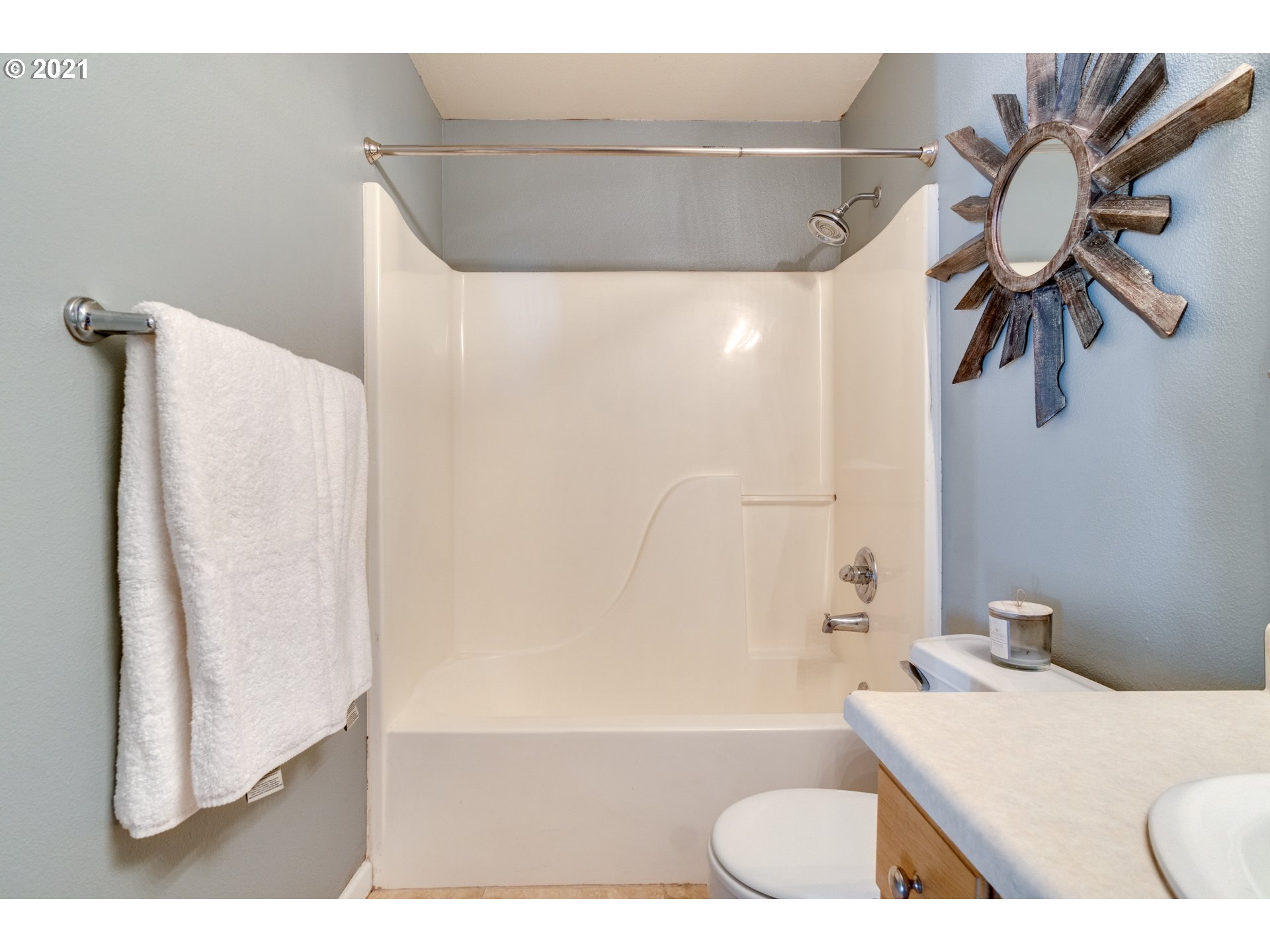 555 Springtree Lane West Linn, OR 97068 - Photo 16 of 26 Gallery Image 16