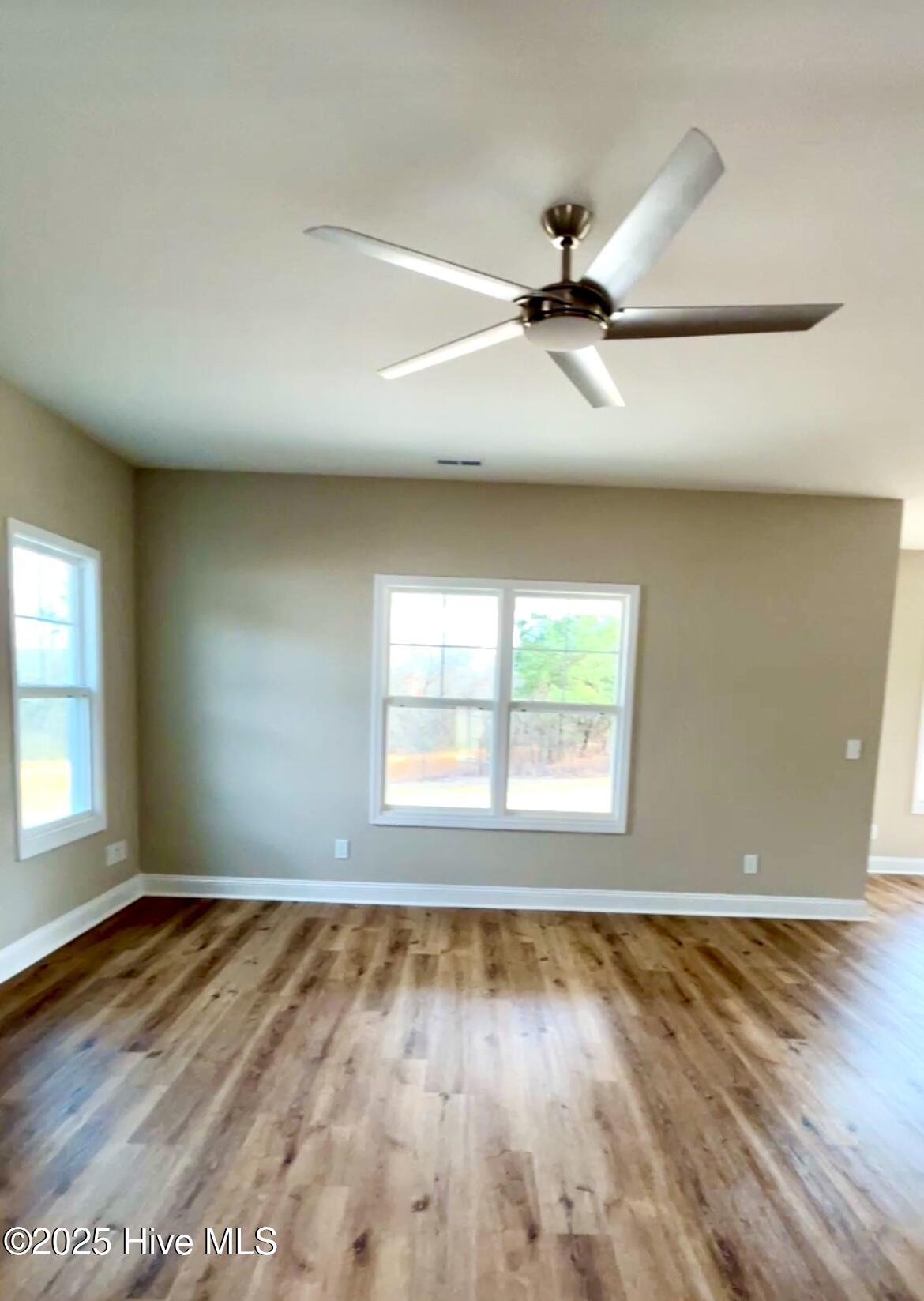 1639 Reservation Road Aberdeen, NC 28315 - Photo 28 of 78 Living Room