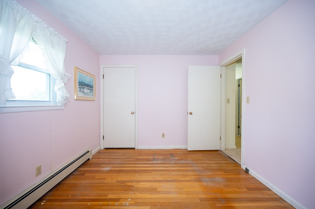 27 Chevy Chase Road Worcester, MA 01606 - Photo 11 of 29