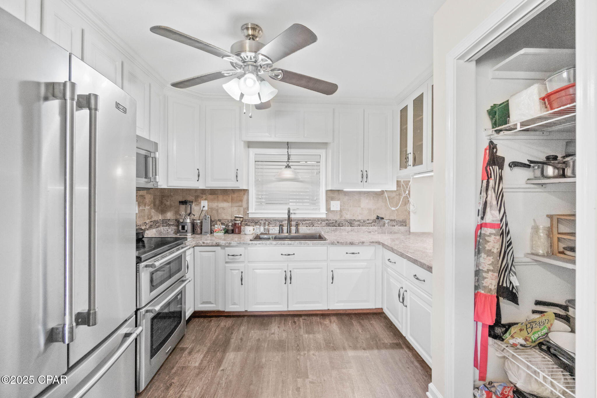 1098 Whitaker Road Graceville, FL 32440 - Photo 7 of 30 Gallery Image 7