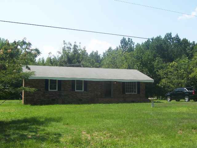 129 Cherokee Road Belton, SC 29627 - Photo 1 of 8 Gallery Image 1