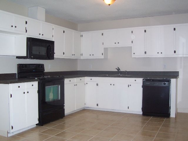 129 Cherokee Road Belton, SC 29627 - Photo 3 of 8 Gallery Image 3