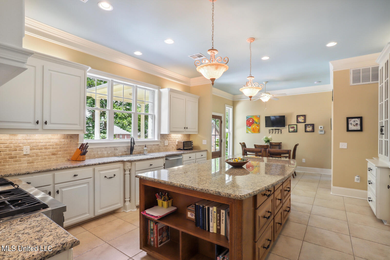 170 Richardson Road Ridgeland, MS 39157 - Photo 12 of 29 Kitchen