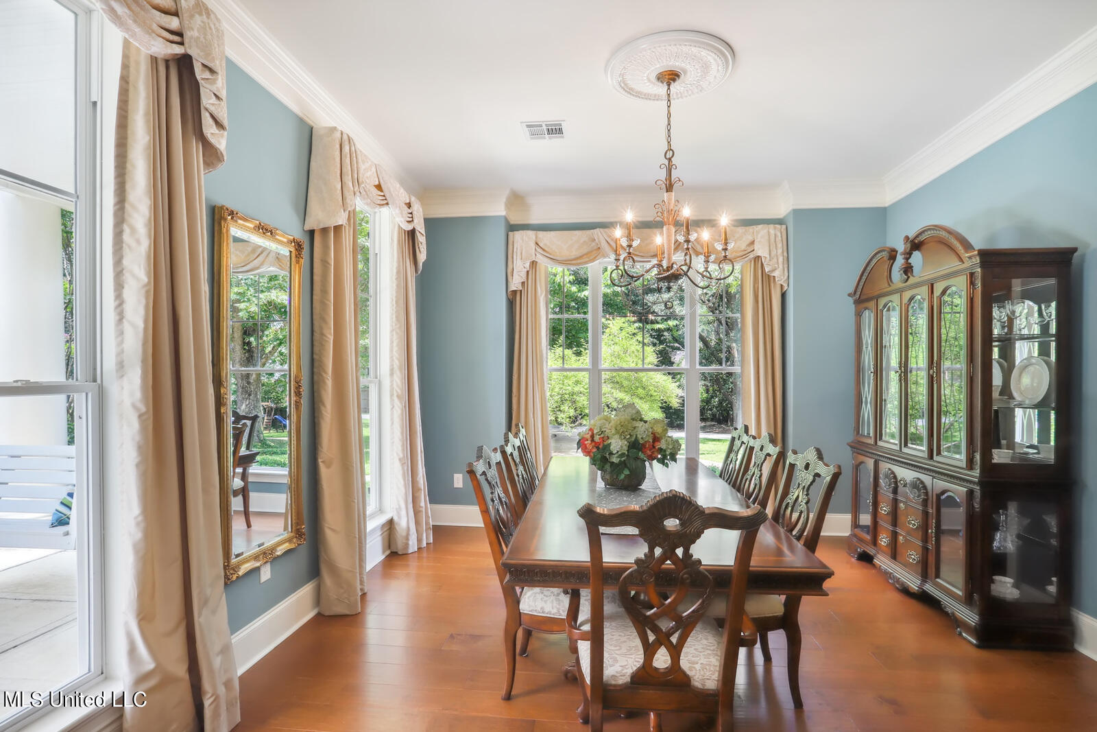 170 Richardson Road Ridgeland, MS 39157 - Photo 6 of 29 Dining Room