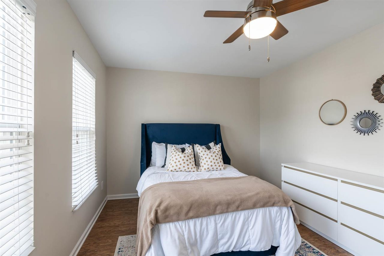 1668 Brook Fern Way Raleigh, NC 27609 - Photo 15 of 21 Photo 15