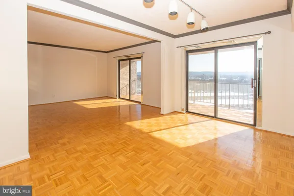 $2,950 | 20930 Valley Forge Circle, Unit 930, King of Prussia, PA 19406