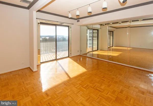 $2,950 | 20930 Valley Forge Circle, Unit 930, King of Prussia, PA 19406