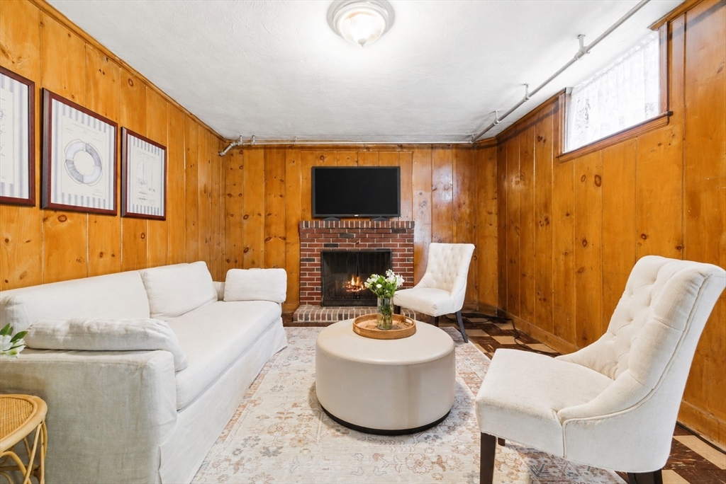 231 Moss Hill Road Boston, MA 02130 - Photo 22 of 34