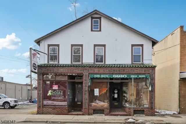 $1,650 | 66 North Washington Avenue, Unit 2, Bergenfield, NJ 07621