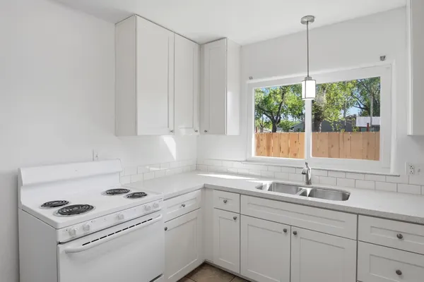 $525,000 | 1102 Blair Avenue, Modesto, CA 95350