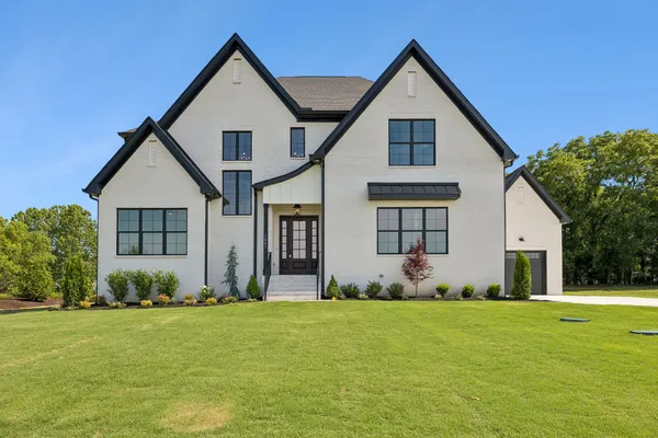 $1,050,000 | 1501 Martha Washington Way, Murfreesboro, TN 37130