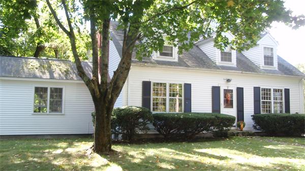 11 Mendon Street Upton, MA 01568 - Photo 1 of 17 Gallery Image 1