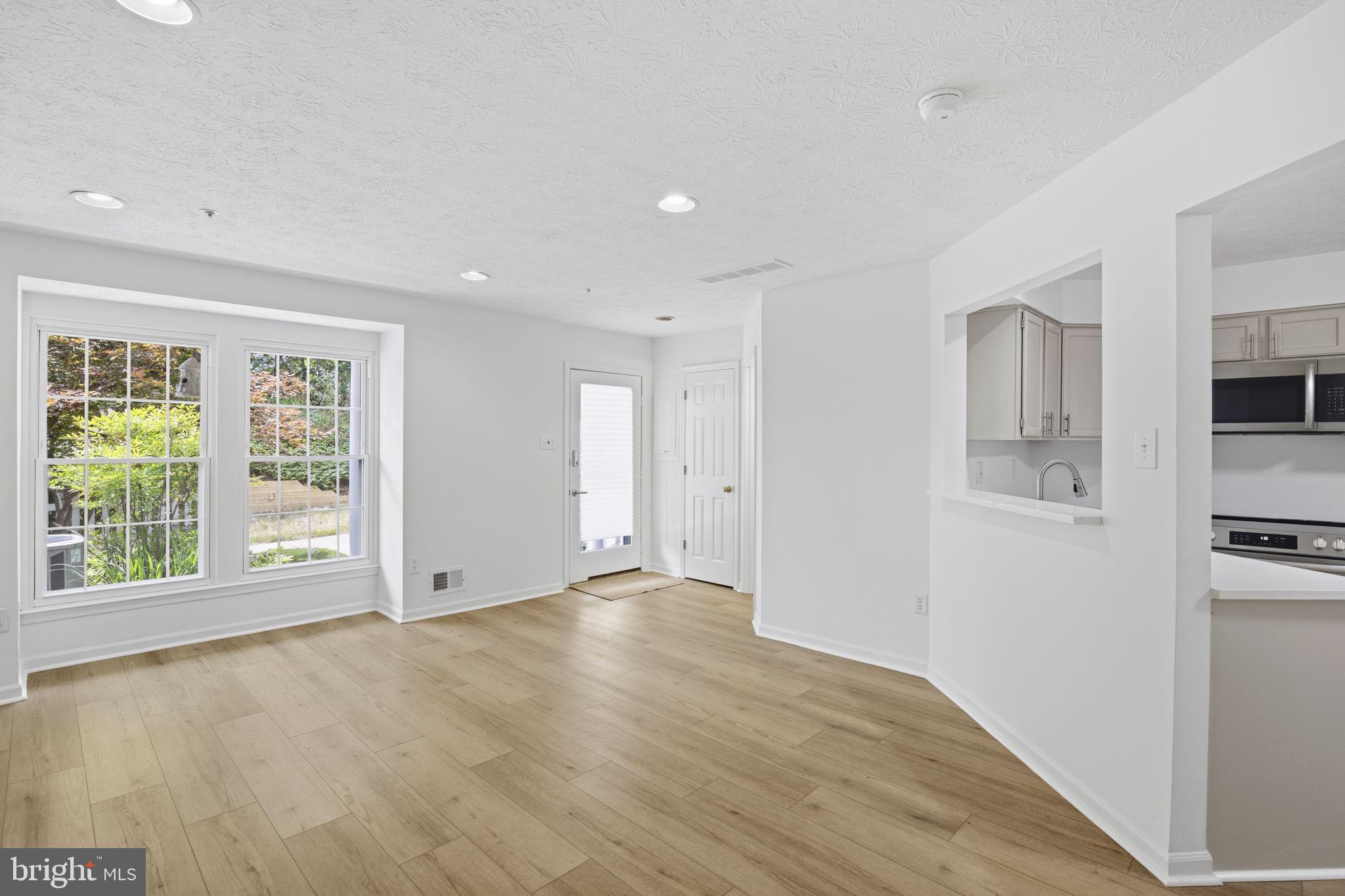 4240 Maple Path Circle, Unit 25 Baltimore, MD 21236 - Photo 3 of 28