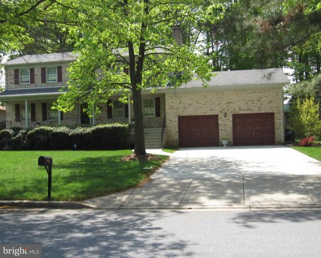 6713 Robinia Road Camp Springs, MD 20748 - Photo 1 of 30 FRONT VIEW