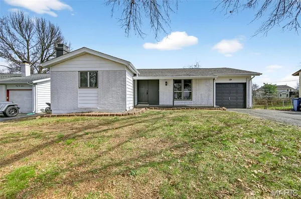 $350,000 | 2120 Quirinal Court, Fenton, MO 63026