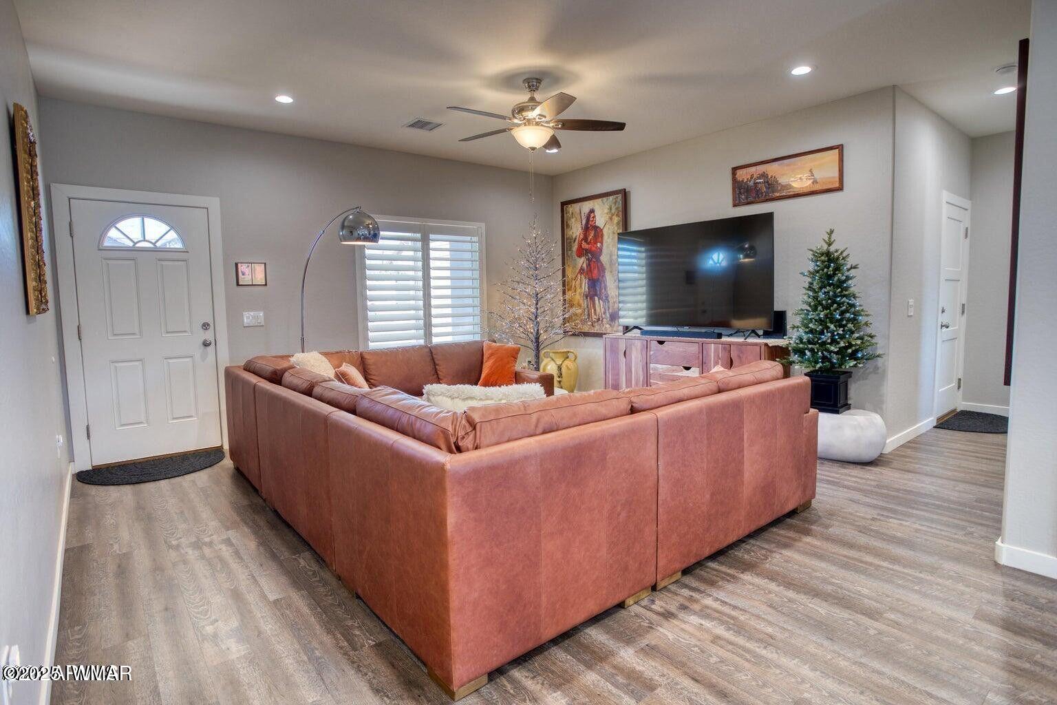 745 Cobble Lane Taylor, AZ 85939 - Photo 4 of 23 20241212033648030402000000-o