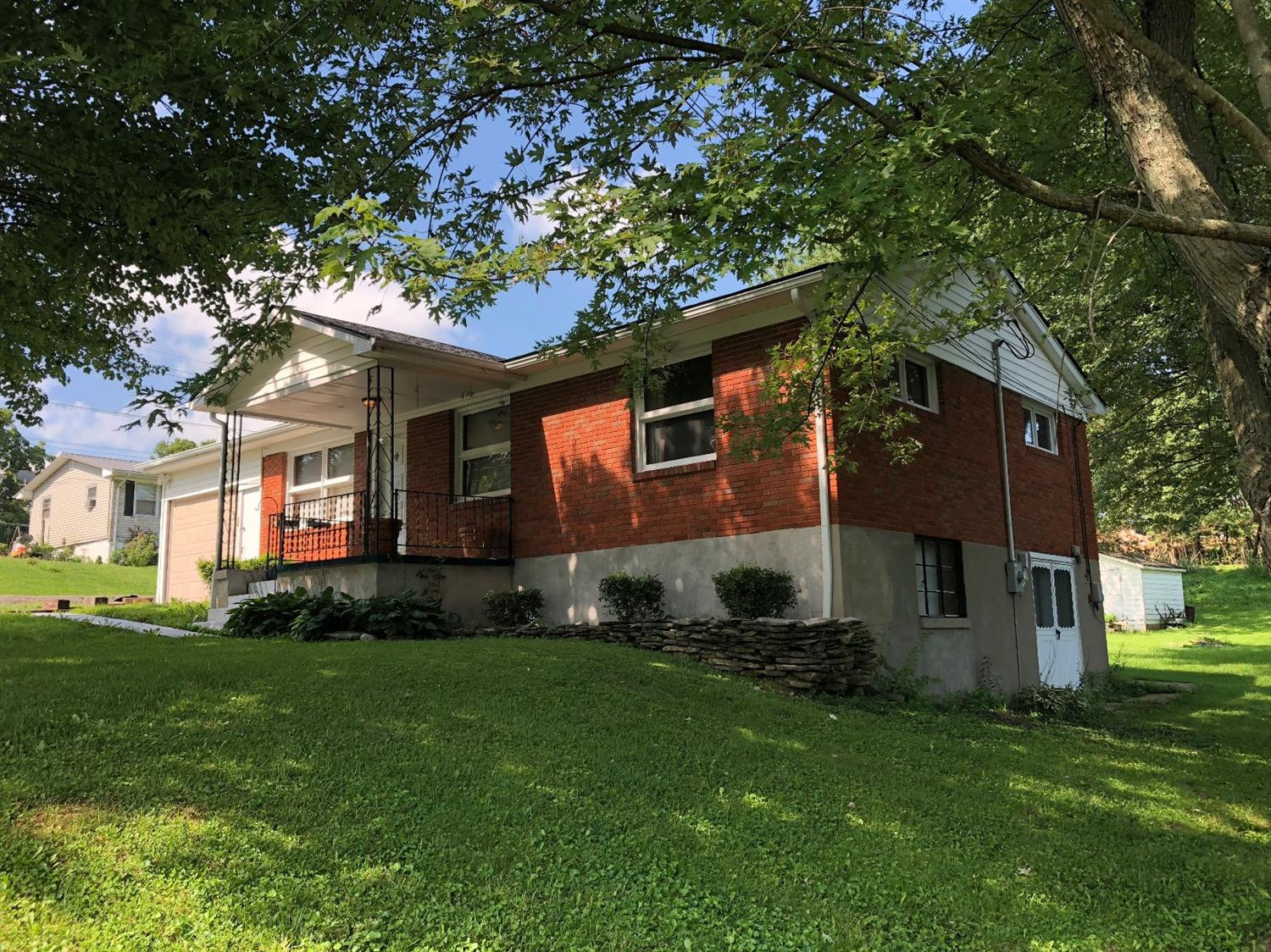 305 Hummingbird Road Winchester, KY 40391 - Photo 1 of 55 Listing Photo