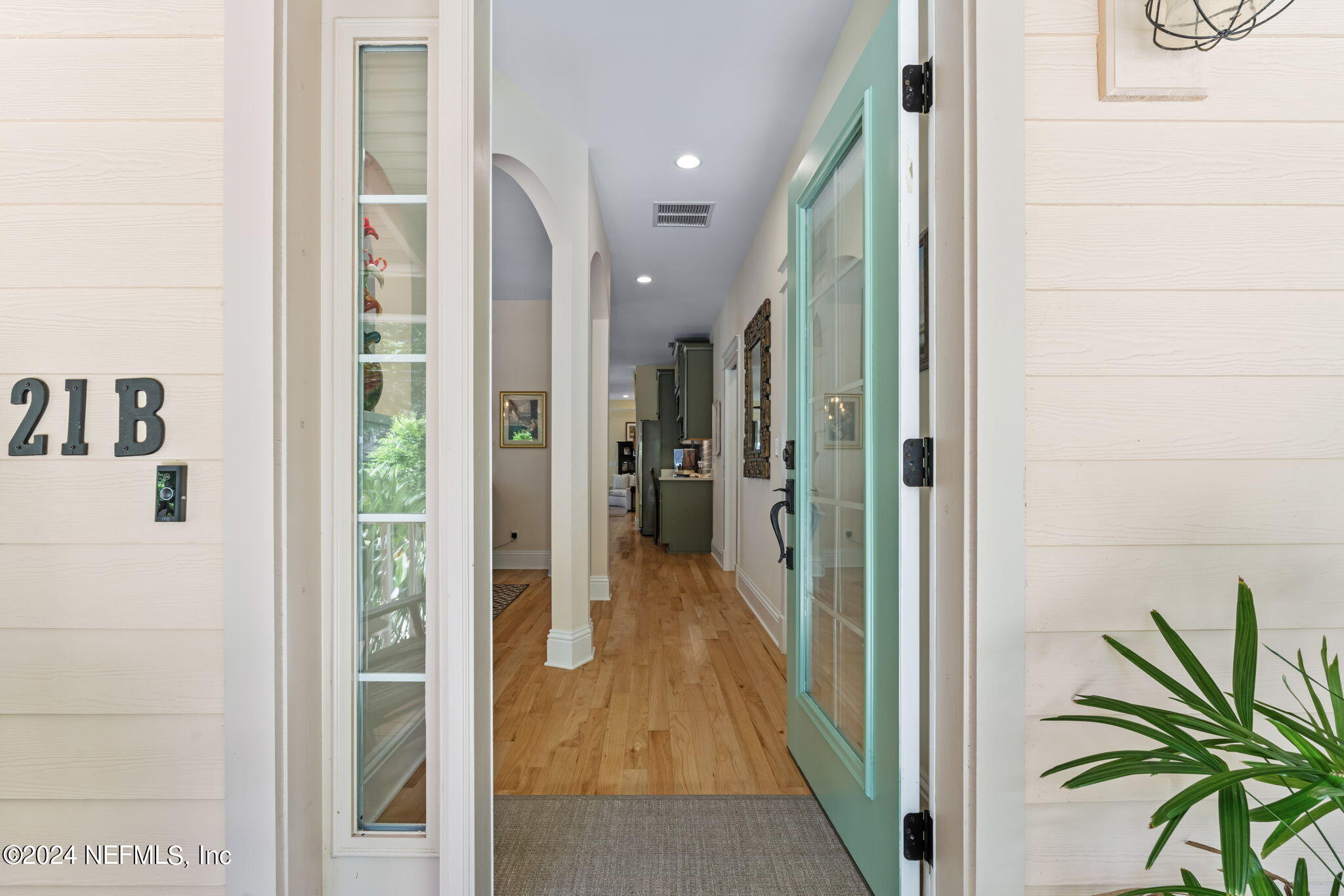 21 B Casanova Road St. Augustine, FL 32080 - Photo 5 of 57 Entryway