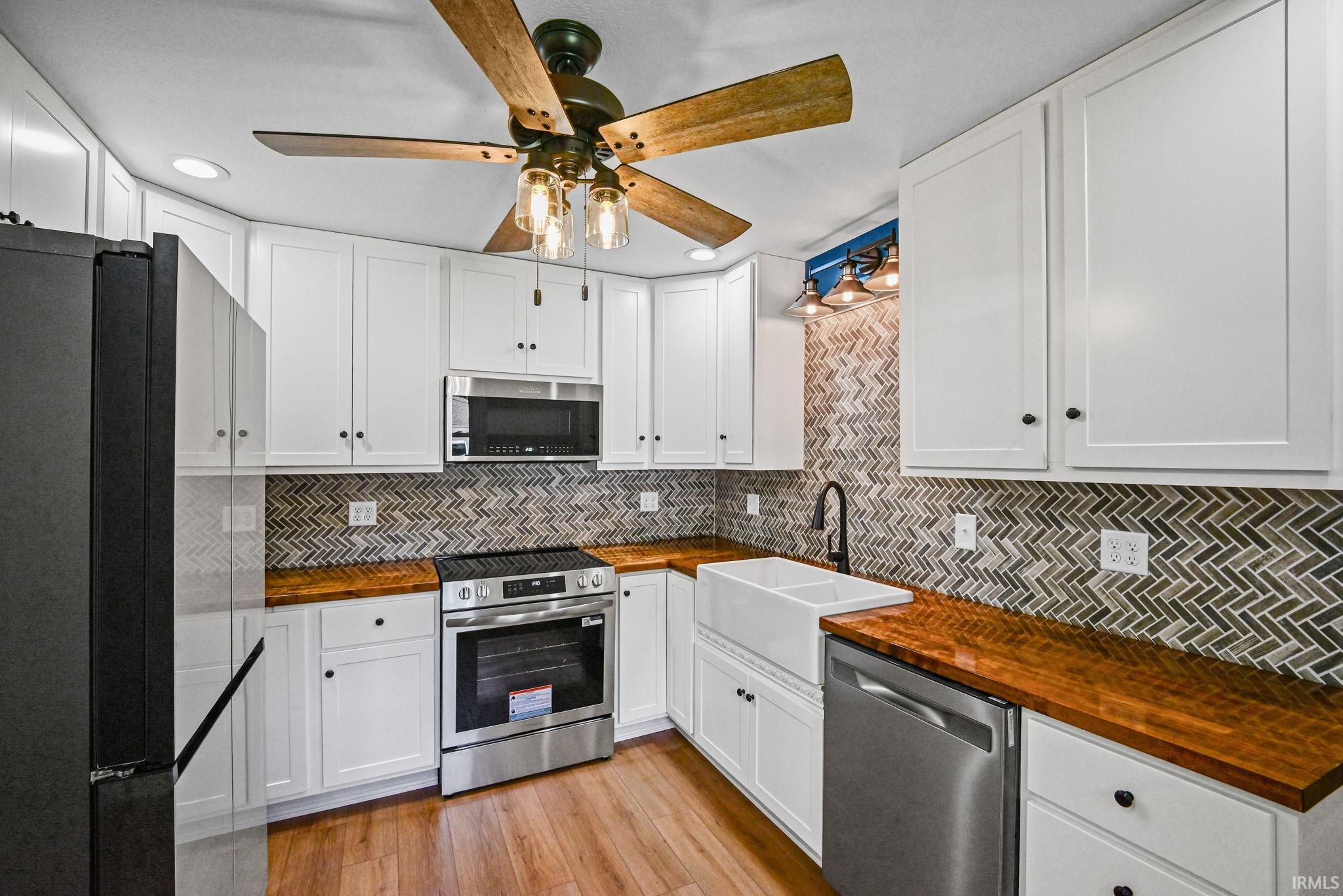 403 South Willow Street Flora, IN 46929 - Photo 8 of 27