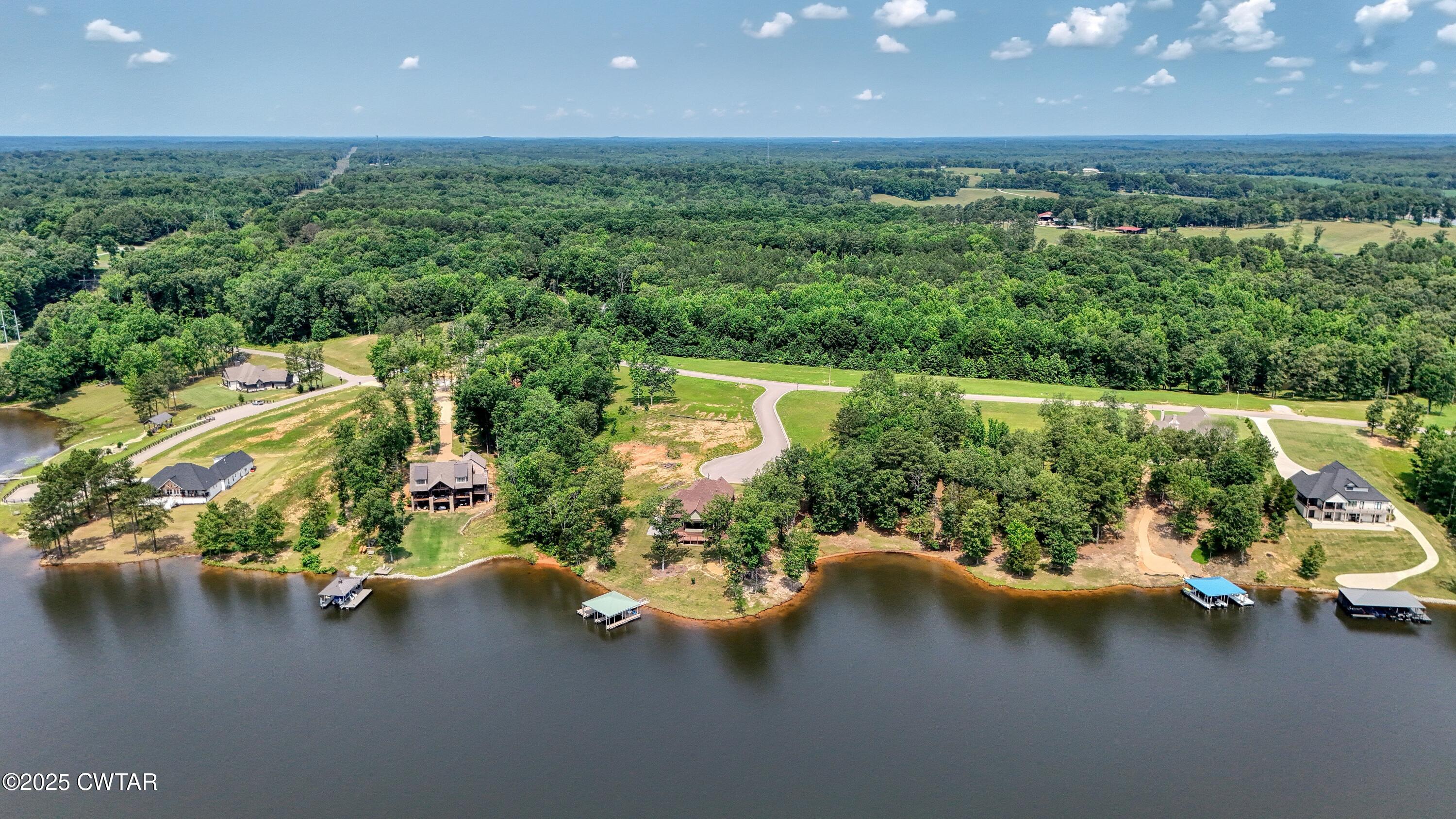 58 Hunters Cove Huntingdon, TN 38344 - Photo 39 of 40 DJI_20250602111853_0277_D