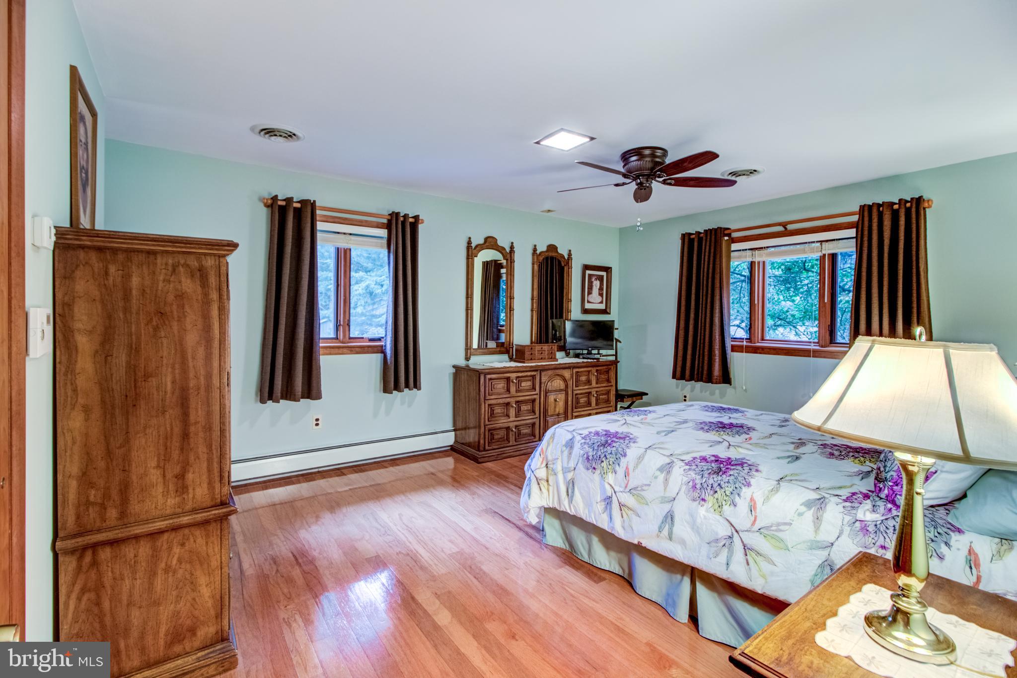 27 Iron Bridge Road Hamilton, NJ 08620 - Photo 31 of 50