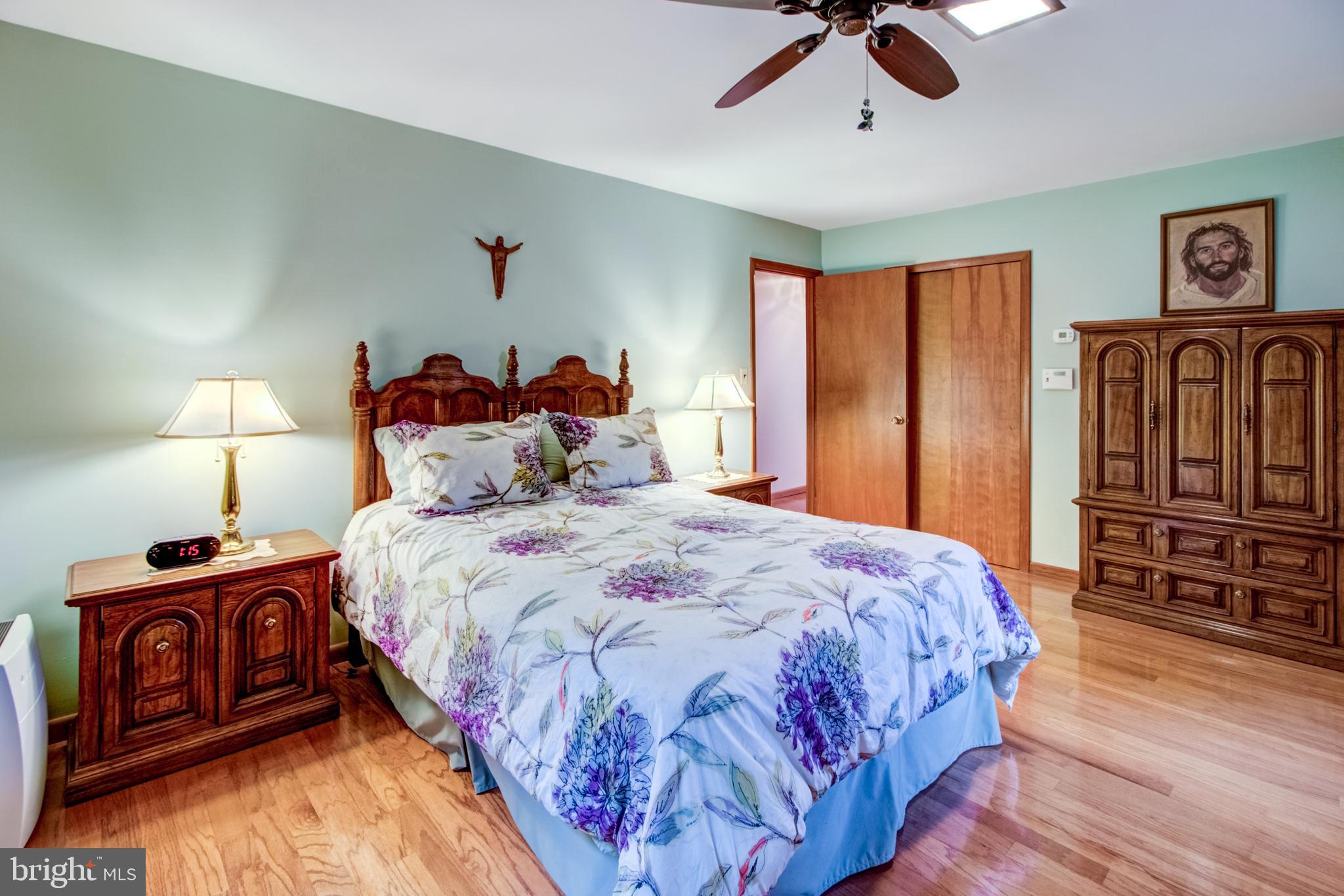 27 Iron Bridge Road Hamilton, NJ 08620 - Photo 33 of 50