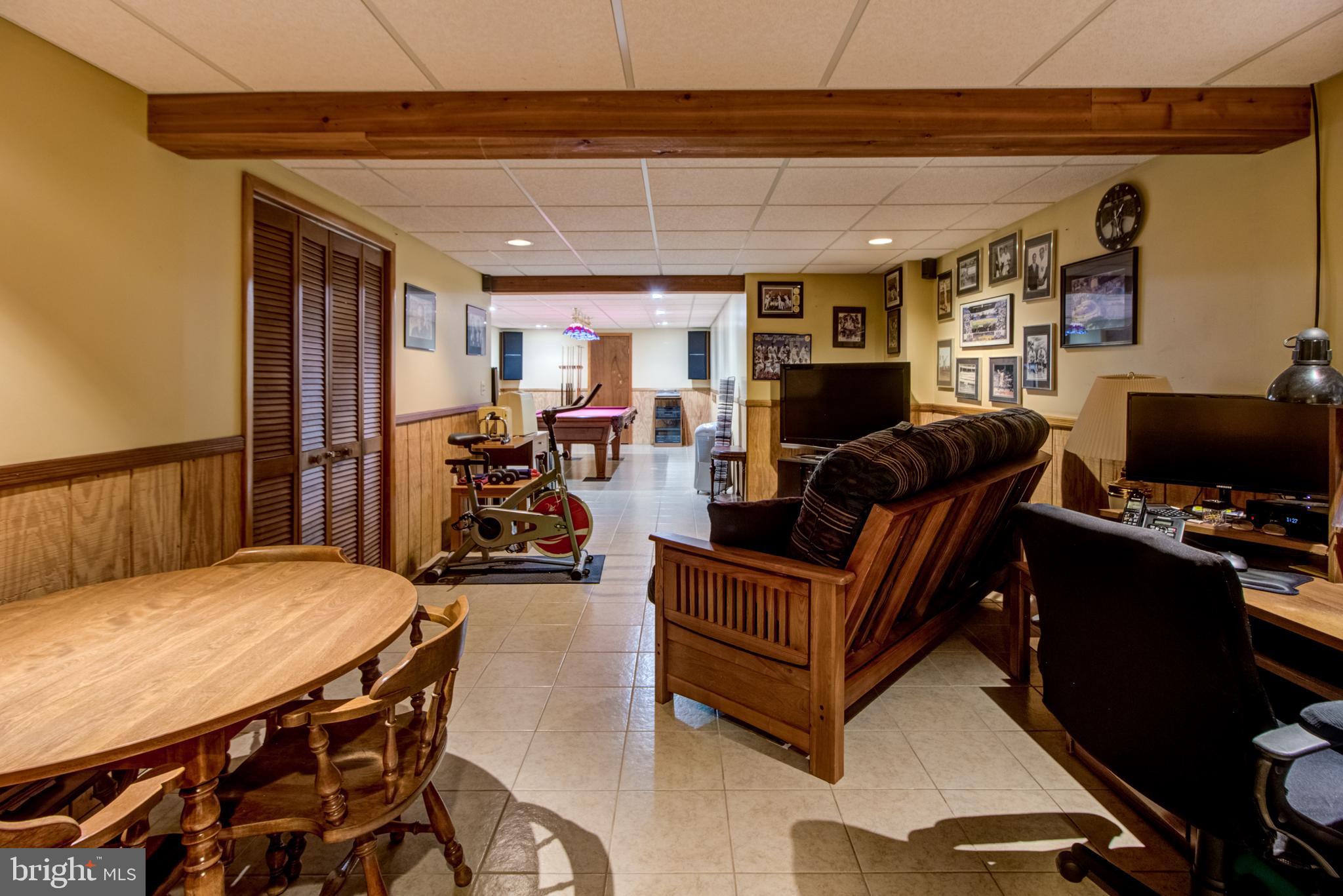 27 Iron Bridge Road Hamilton, NJ 08620 - Photo 38 of 50