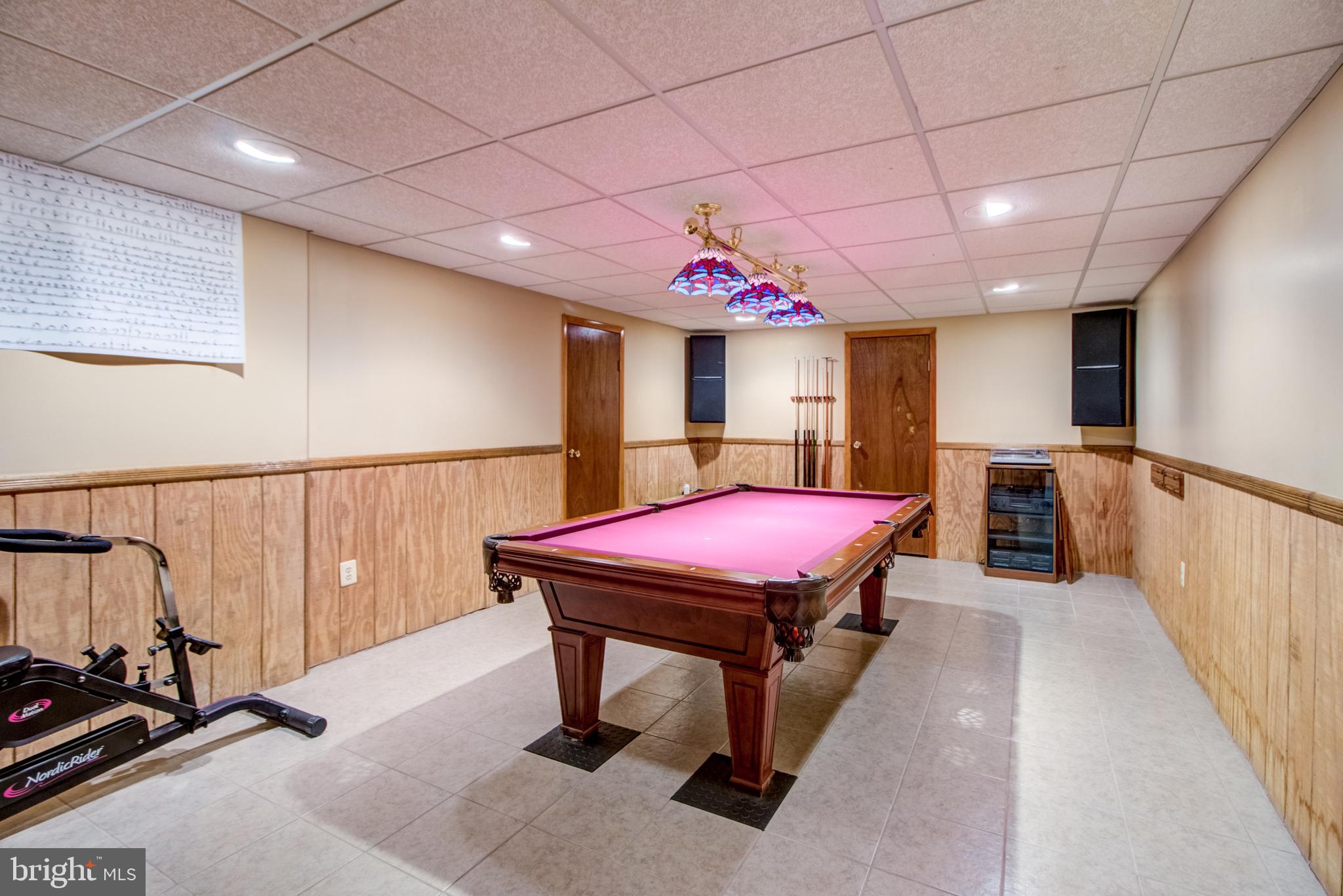 27 Iron Bridge Road Hamilton, NJ 08620 - Photo 41 of 50