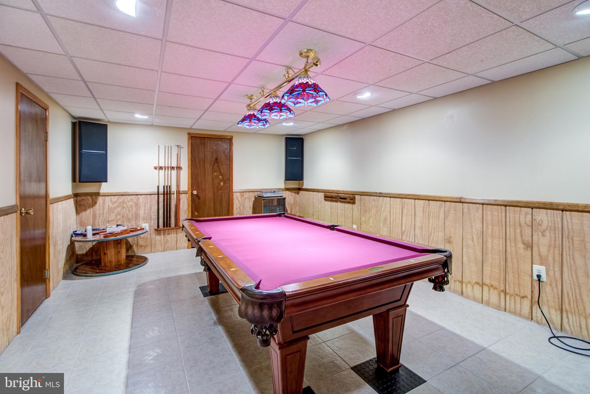 27 Iron Bridge Road Hamilton, NJ 08620 - Photo 42 of 50