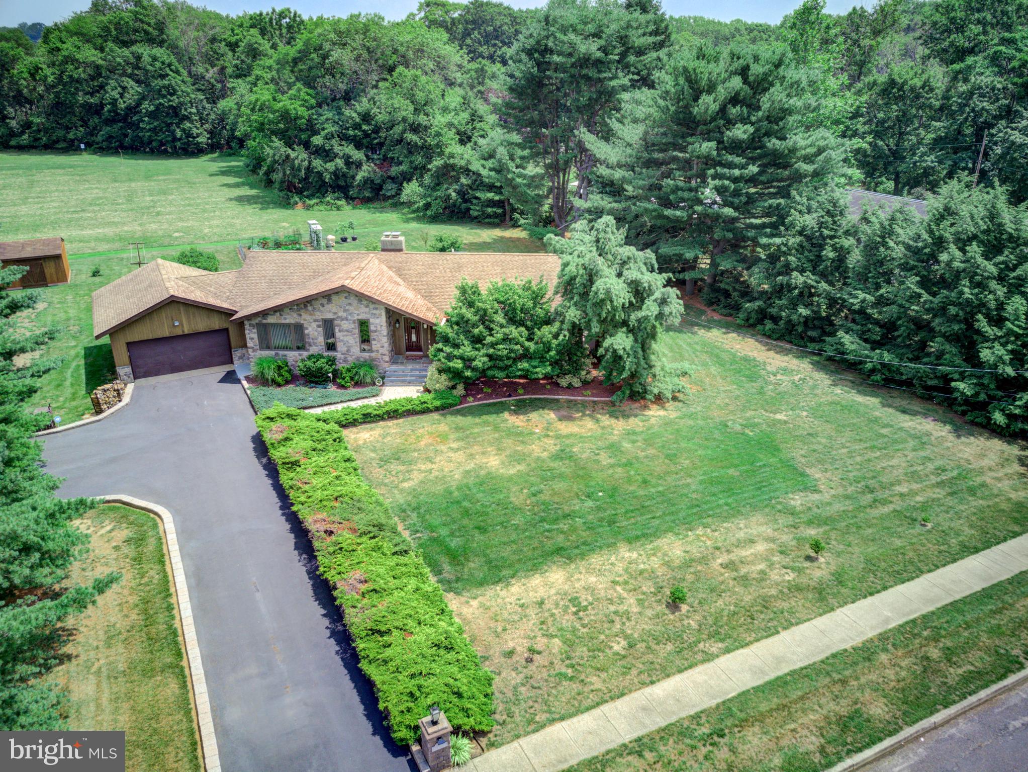 27 Iron Bridge Road Hamilton, NJ 08620 - Photo 44 of 50