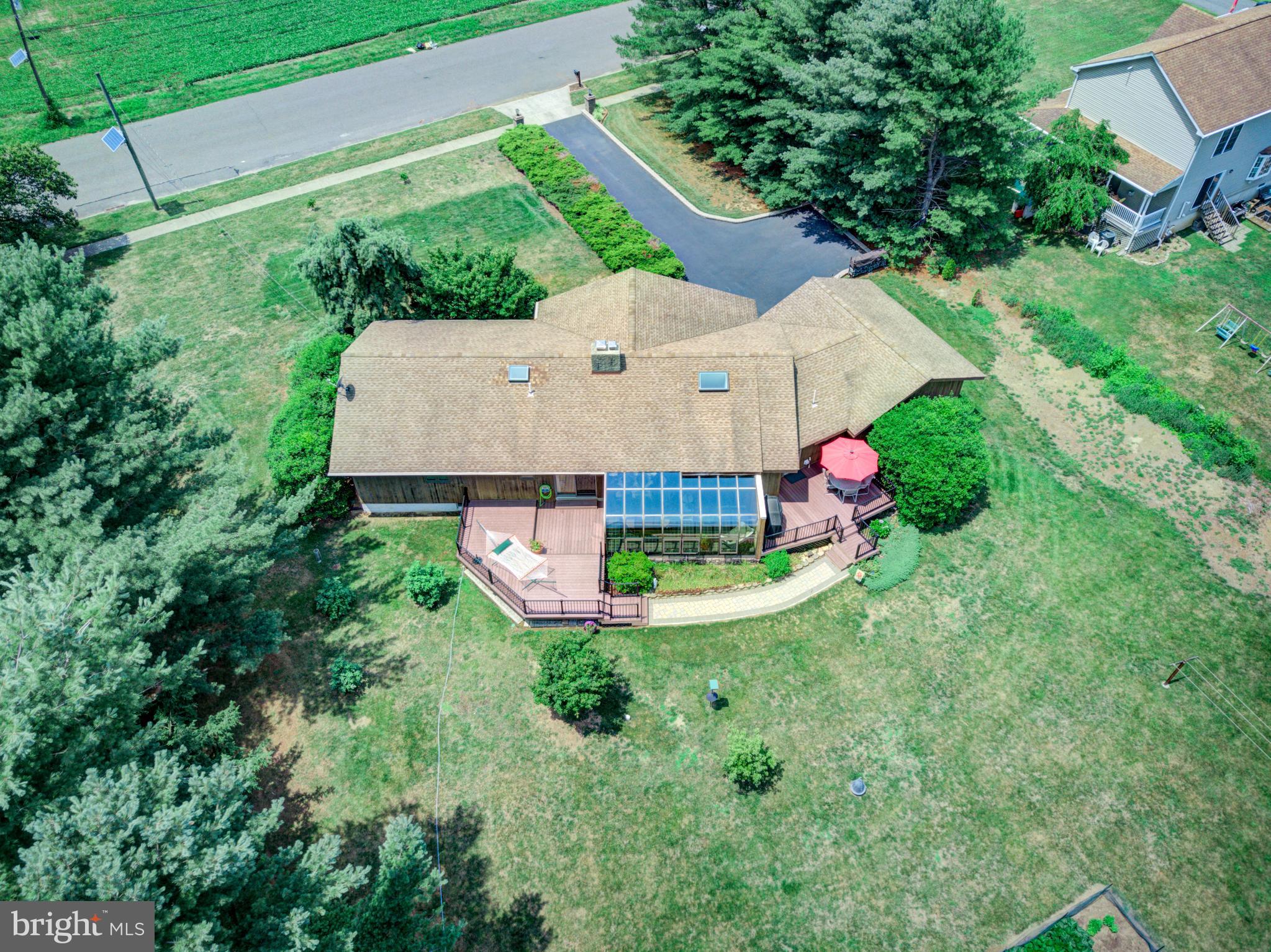 27 Iron Bridge Road Hamilton, NJ 08620 - Photo 47 of 50