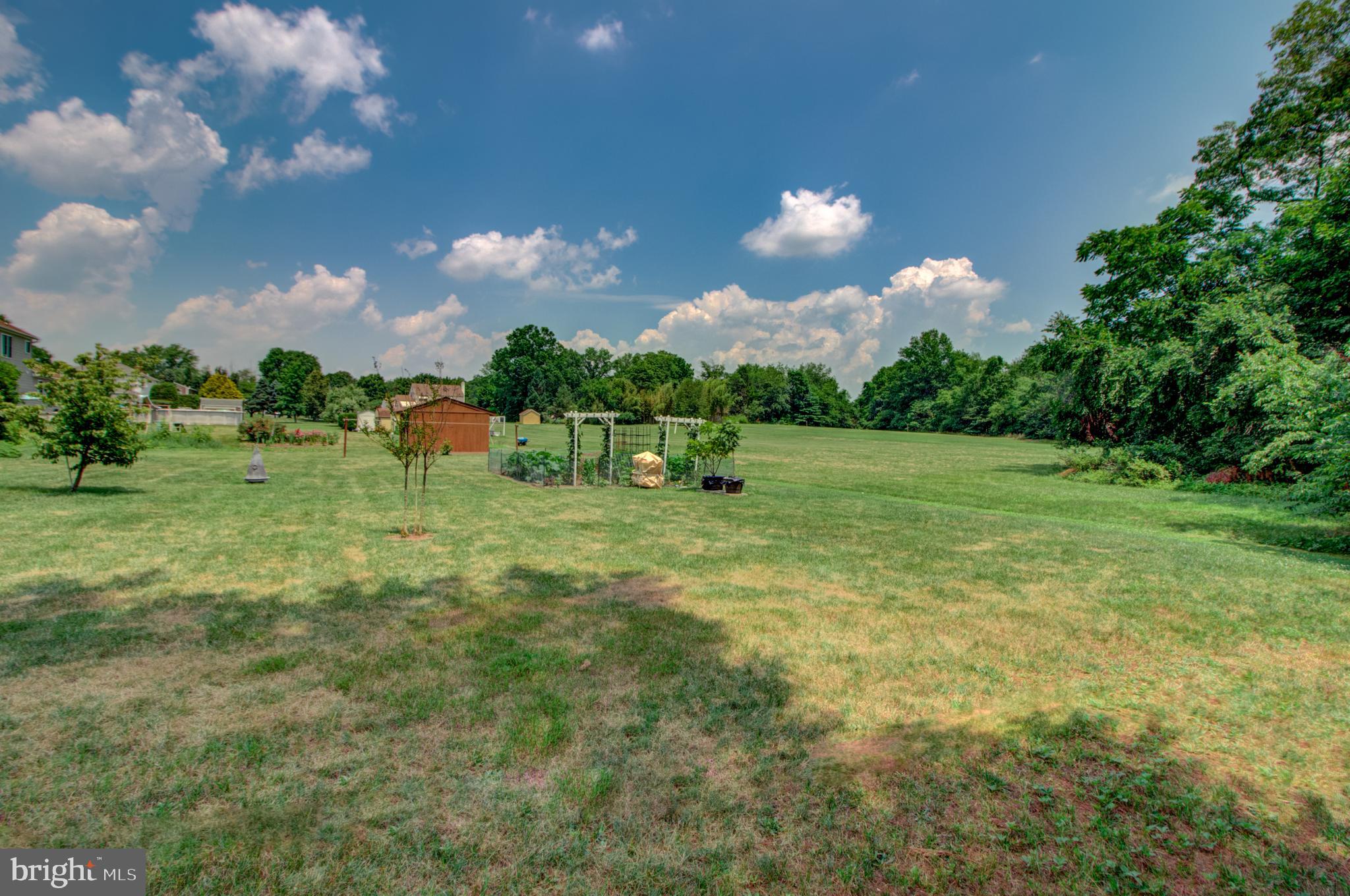 27 Iron Bridge Road Hamilton, NJ 08620 - Photo 49 of 50