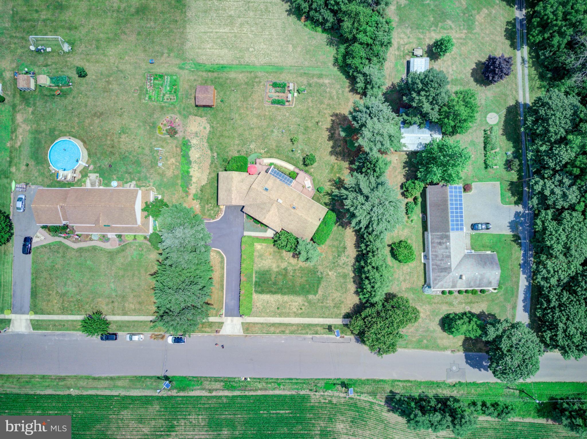 27 Iron Bridge Road Hamilton, NJ 08620 - Photo 50 of 50