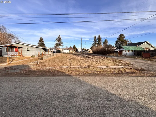 $100,000 | Robert, Enterprise, OR 97828