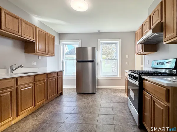 $2,500 | 47-49 Berkshire Avenue, Bridgeport, CT 06608