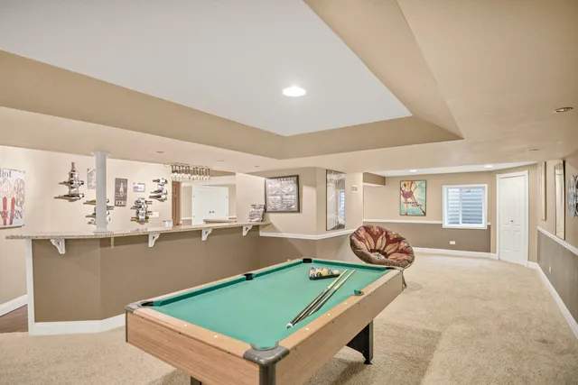 $1,090,000 | 1535 South Douglas Avenue, Arlington Heights, IL 60005