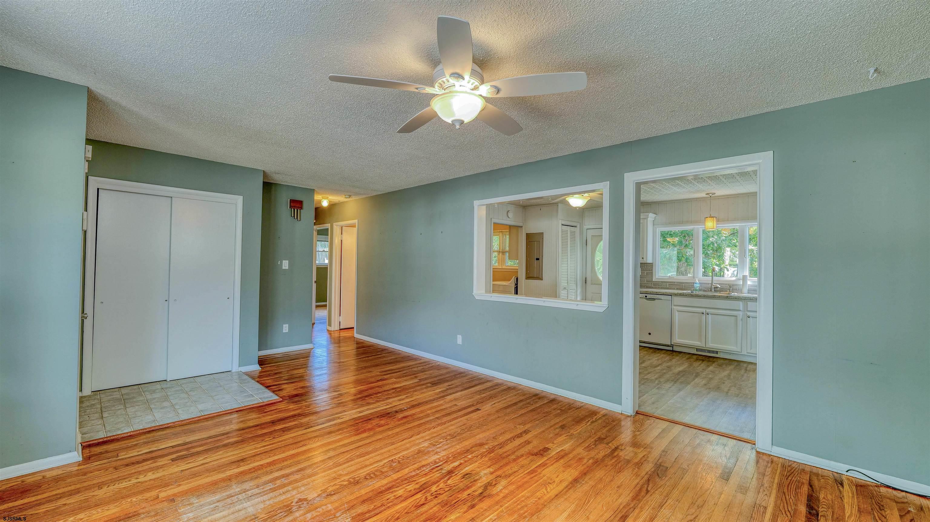 9 Nassau Road Somers Point, NJ 08244 - Photo 5 of 23