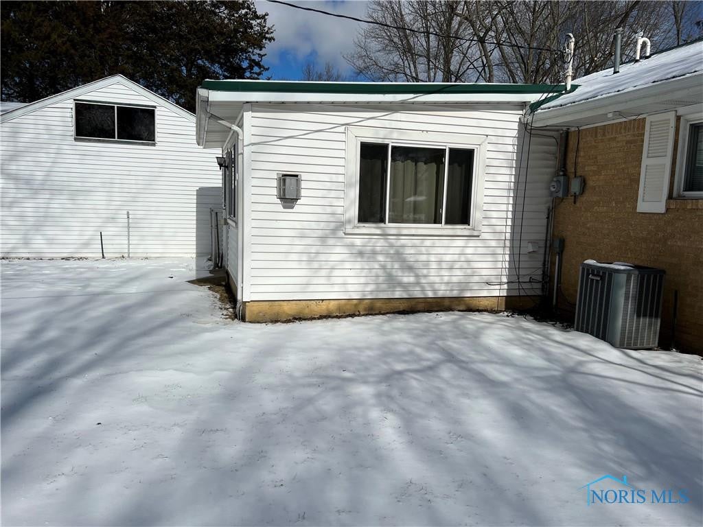 821 Jean Road Toledo, OH 43615 - Photo 14 of 17 Gallery Image 14