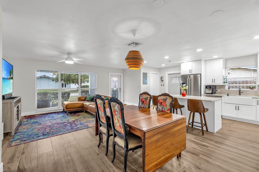 2921 Northeast 53rd Street Lighthouse Point, FL 33064 - Photo 8 of 28