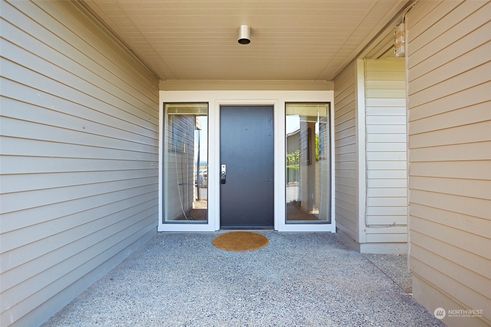 6902 Southeast Riverside Drive, Unit 4 Vancouver, WA 98664 - Photo 24 of 25 a view of a room with window