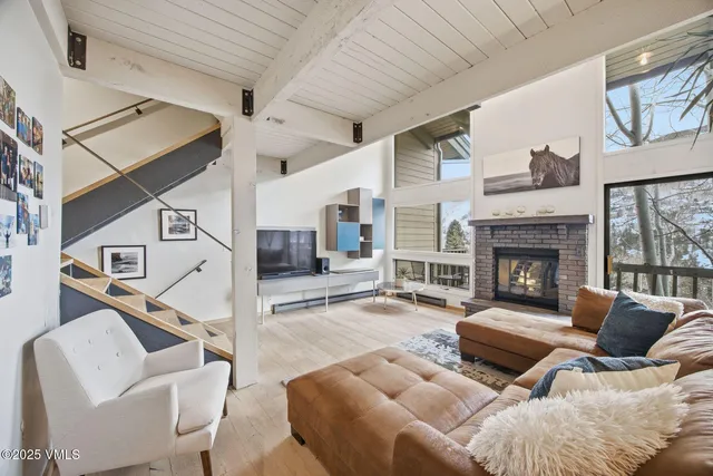 $2,095,000 | 2308 Garmisch Drive, Unit 15D, Vail, CO 81657